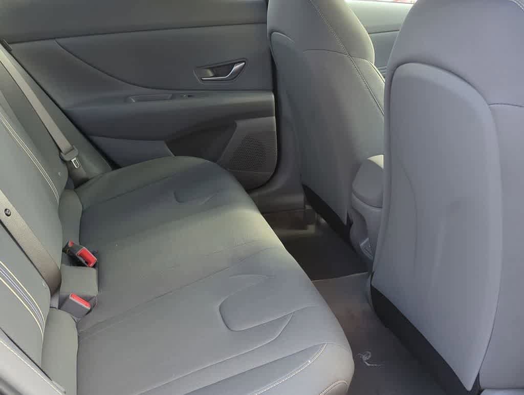 New 2026 Hyundai Elantra Sport FWD image 21