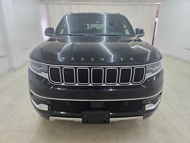 Used 2024 Jeep Wagoneer L Series II w/ Flexible Seating Group AWD/4WD image 16