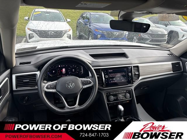 Used 2022 Volkswagen Atlas SEL AWD/4WD image 11