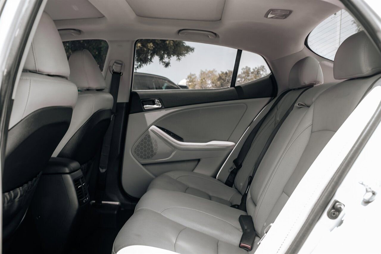 Used 2015 Kia Optima EX w/ EX Premium Package FWD image 39
