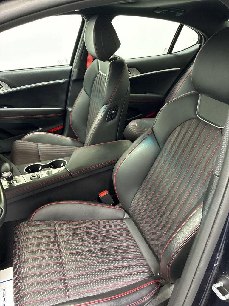 Used 2023 Genesis G70 2.0T w/ Sport Prestige Package image 9