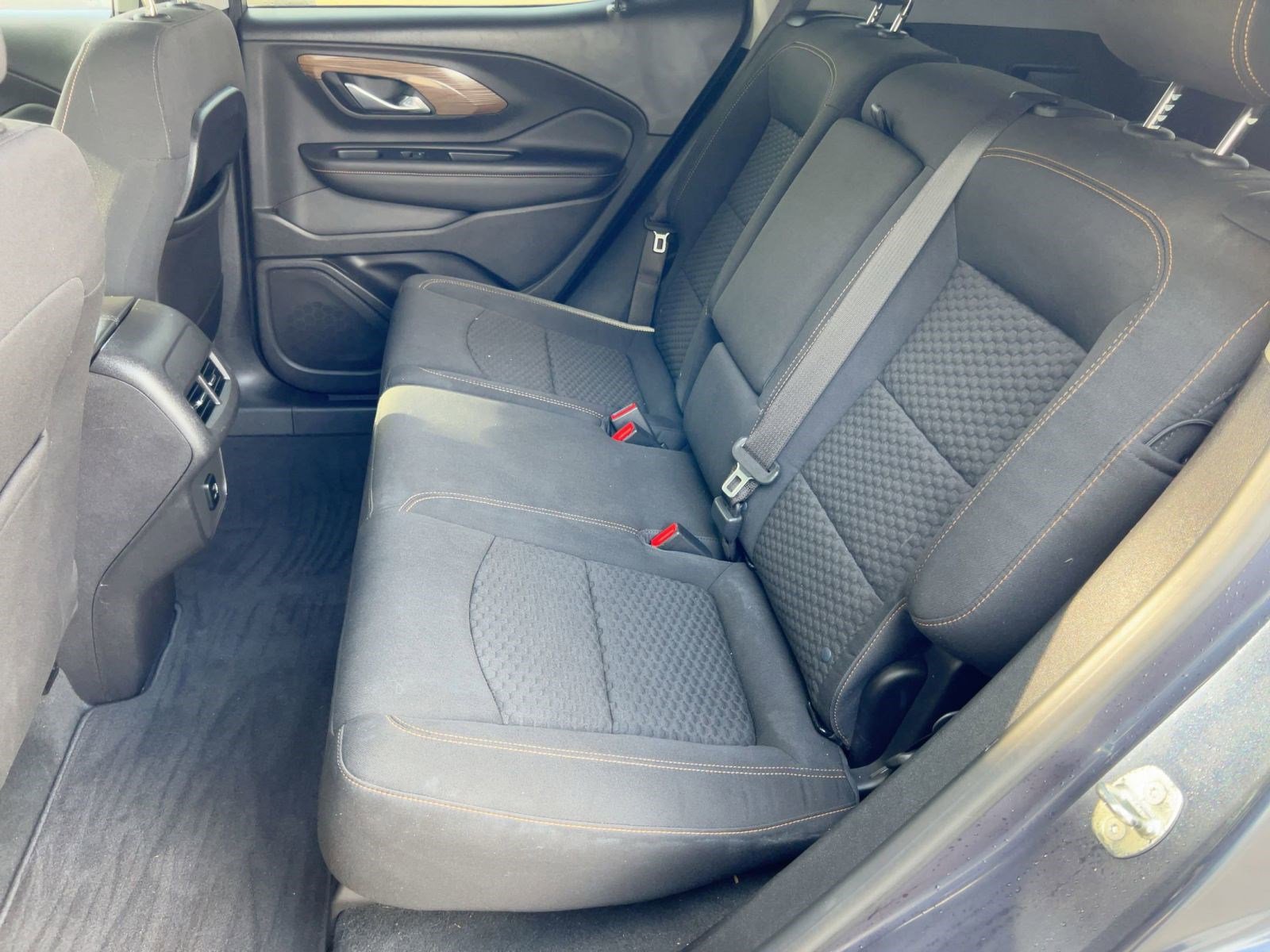 Used 2018 GMC Terrain SLE image 14