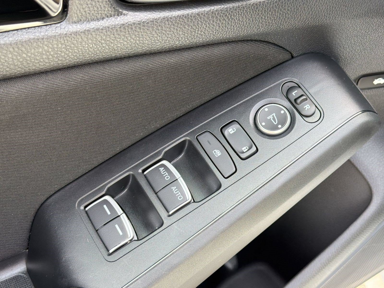 Used 2022 Honda Civic EX image 27
