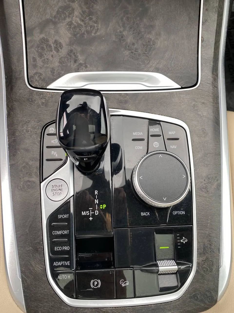 Used 2022 BMW X7 xDrive40i w/ Luxury Seating Package image 29