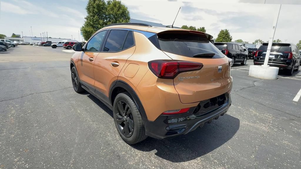 Used 2024 Buick Encore GX Sport Touring w/ Comfort Package AWD/4WD image 6