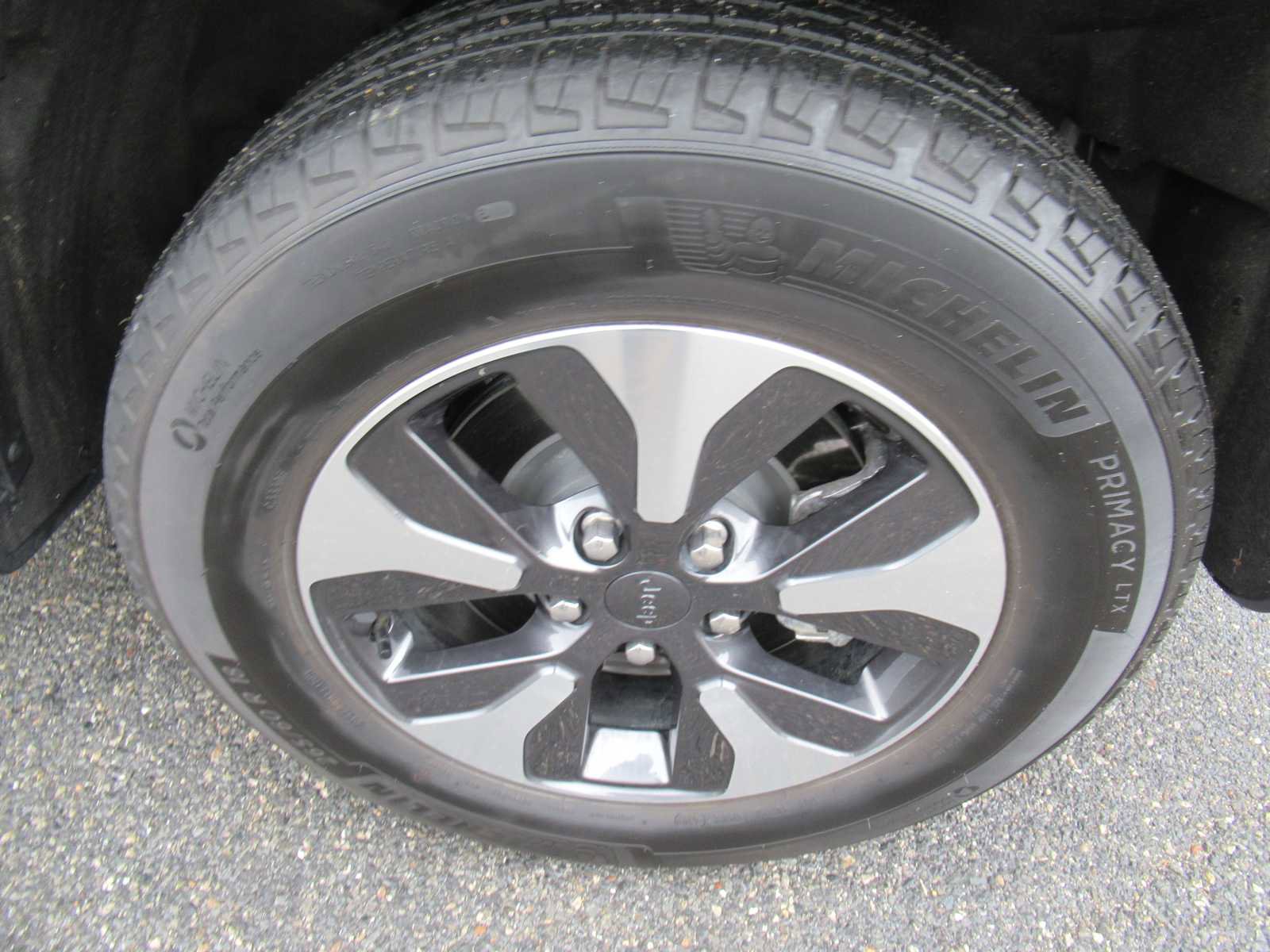 Used 2023 Jeep Grand Cherokee 4WD 4xe w/ Luxury Tech Group II image 10