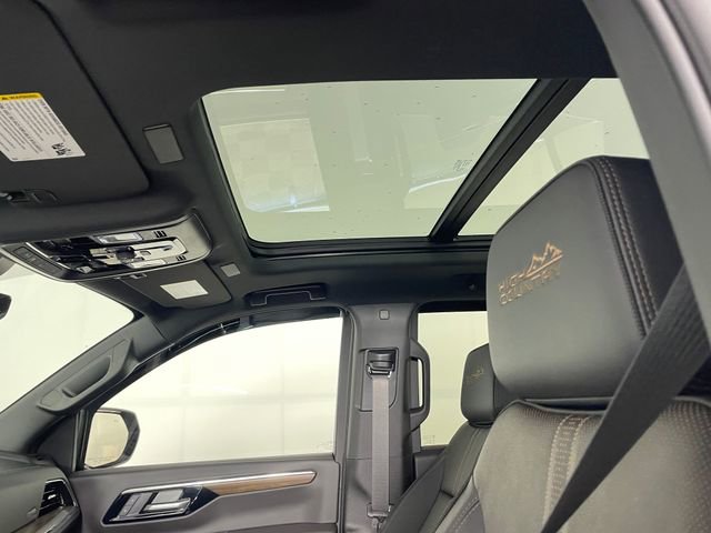 New 2026 Chevrolet Tahoe High Country image 14