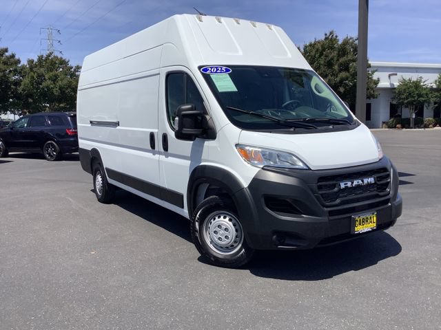 Used 2025 RAM ProMaster 3500 FWD image 2