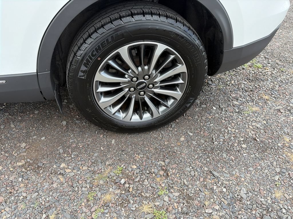 Certified 2023 Lincoln Nautilus Reserve AWD/4WD image 28