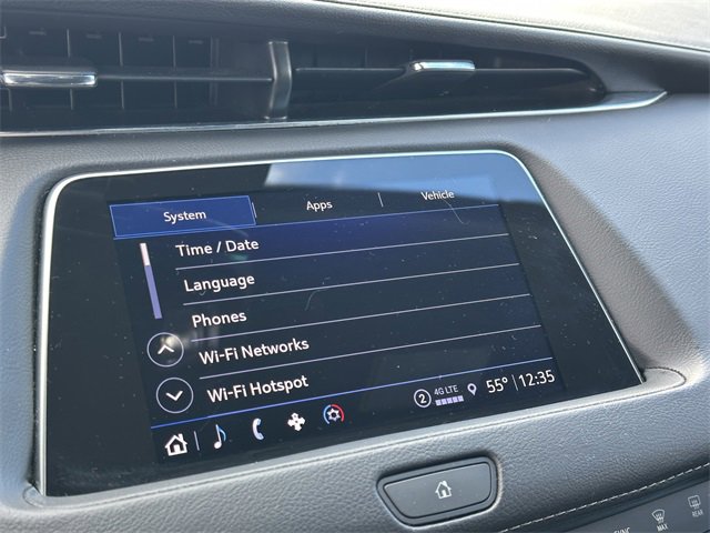 Used 2022 Cadillac XT4 Luxury w/ Cold Weather Package image 21