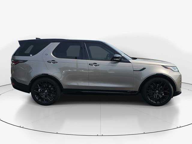 Used 2021 Land Rover Discovery HSE R-Dynamic AWD/4WD image 2