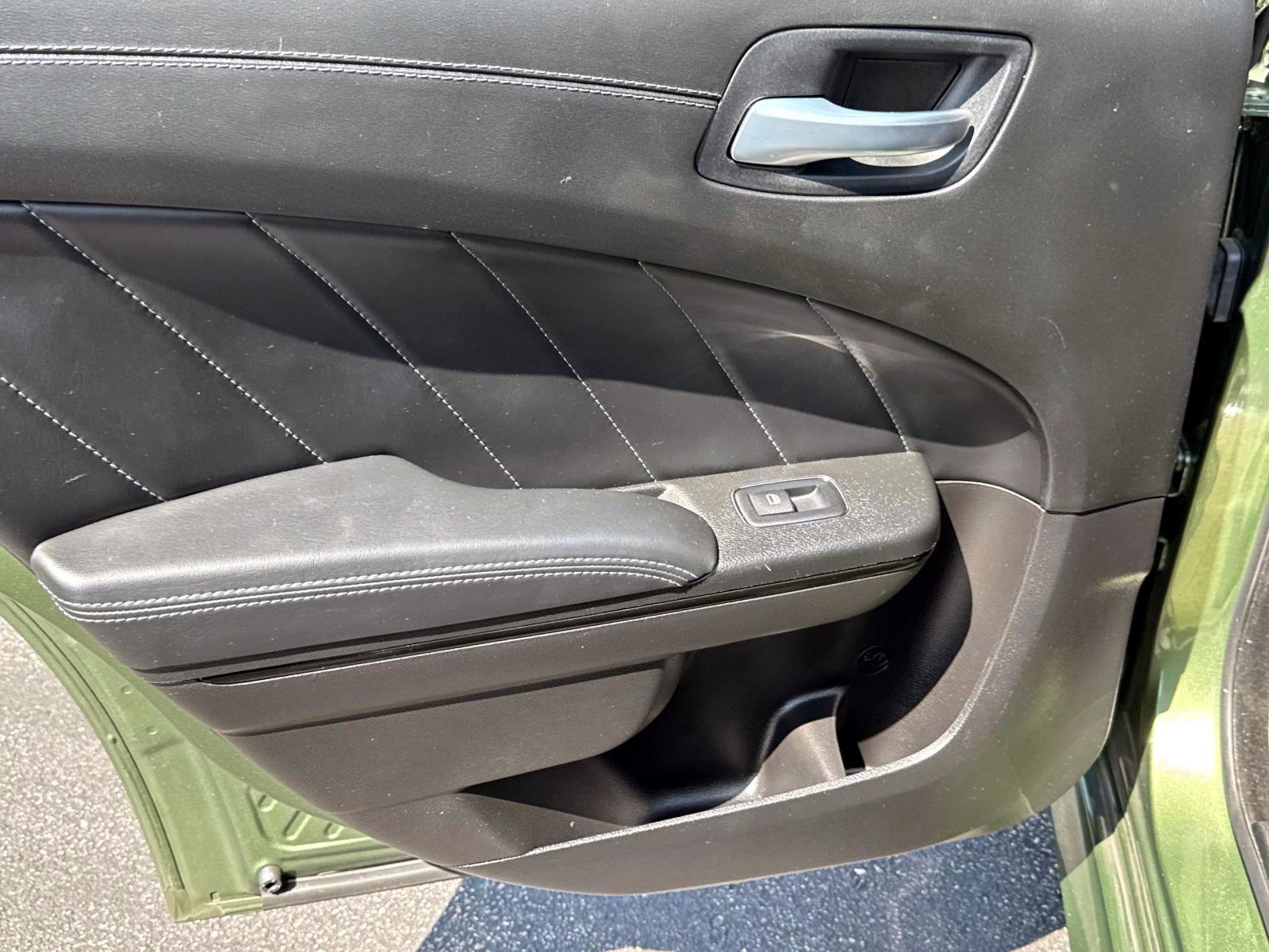 Used 2022 Dodge Charger Scat Pack w/ Daytona Edition Group image 8