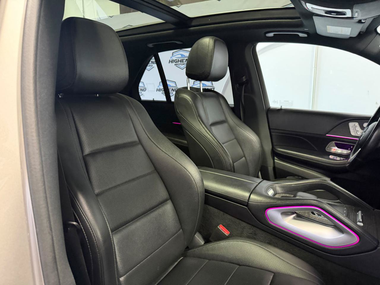 Used 2020 Mercedes-Benz GLE 350 4MATIC w/ Premium Package image 29