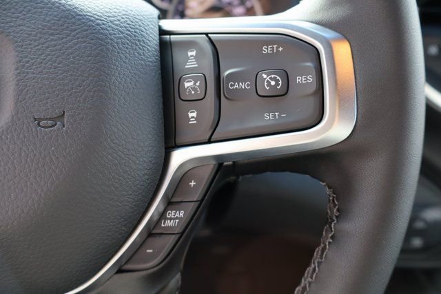 Used 2025 RAM 2500 Big Horn AWD/4WD image 17
