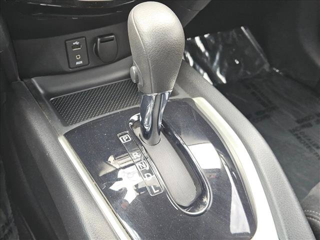 Used 2014 Nissan Rogue SV FWD image 13