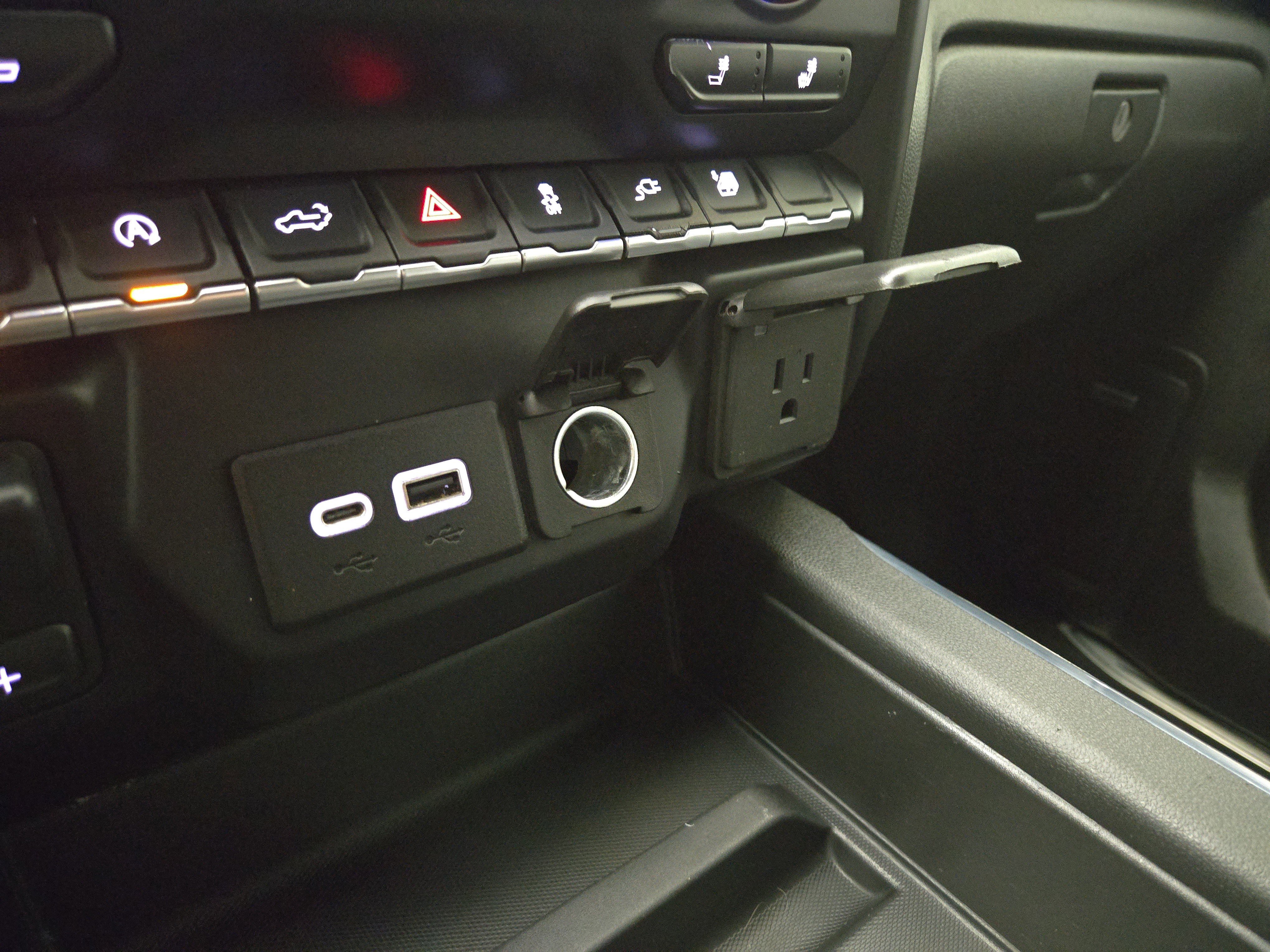 Used 2020 Chevrolet Silverado 1500 RST w/ All-Star Edition image 26