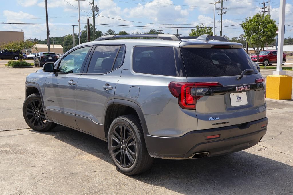 Used 2022 GMC Acadia SLT w/ Elevation Edition FWD image 2