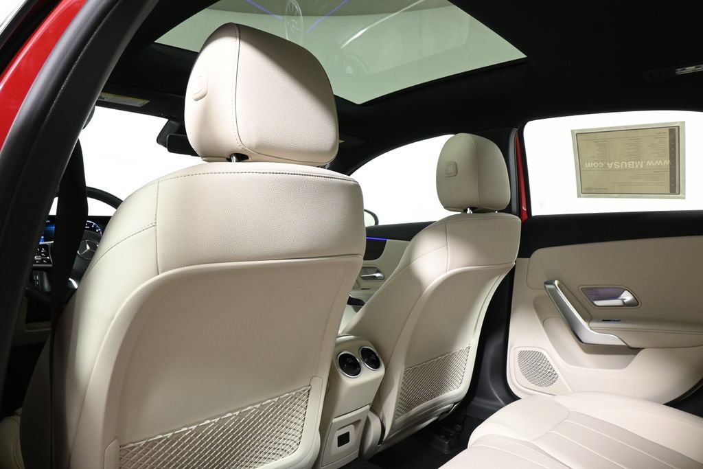 Certified 2022 Mercedes-Benz A 220 image 29