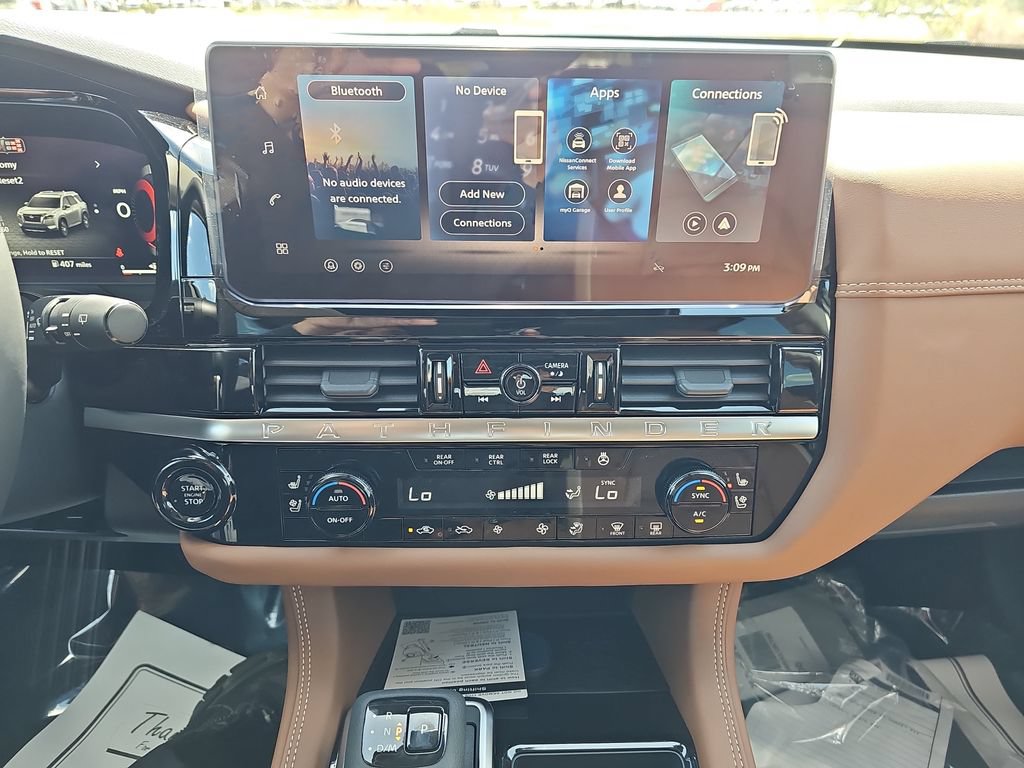 New 2026 Nissan Pathfinder Platinum FWD image 25