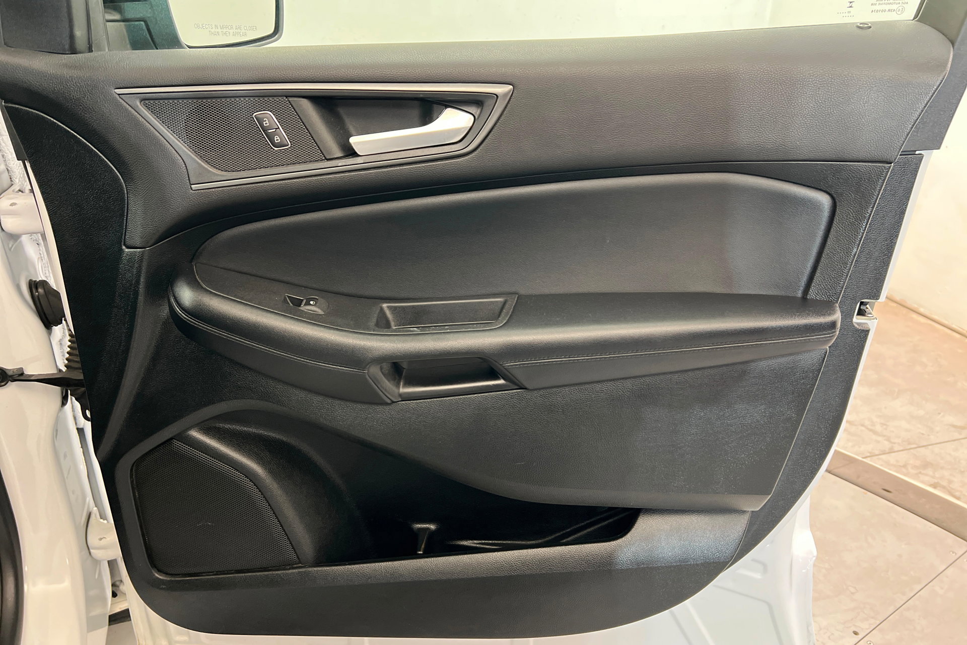 Used 2022 Ford Edge SE w/ Black Appearance Package image 23