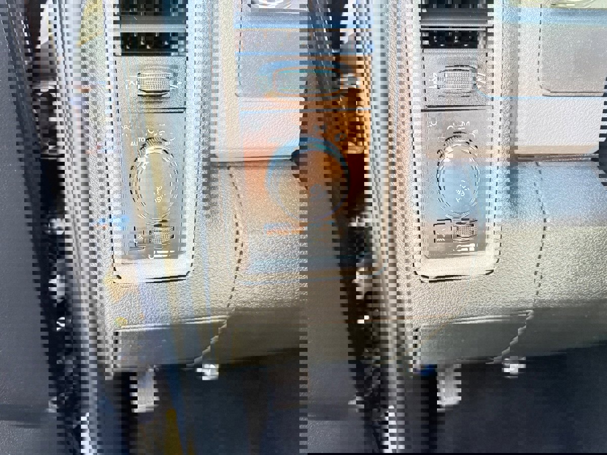 Used 2015 RAM 1500 Express image 21