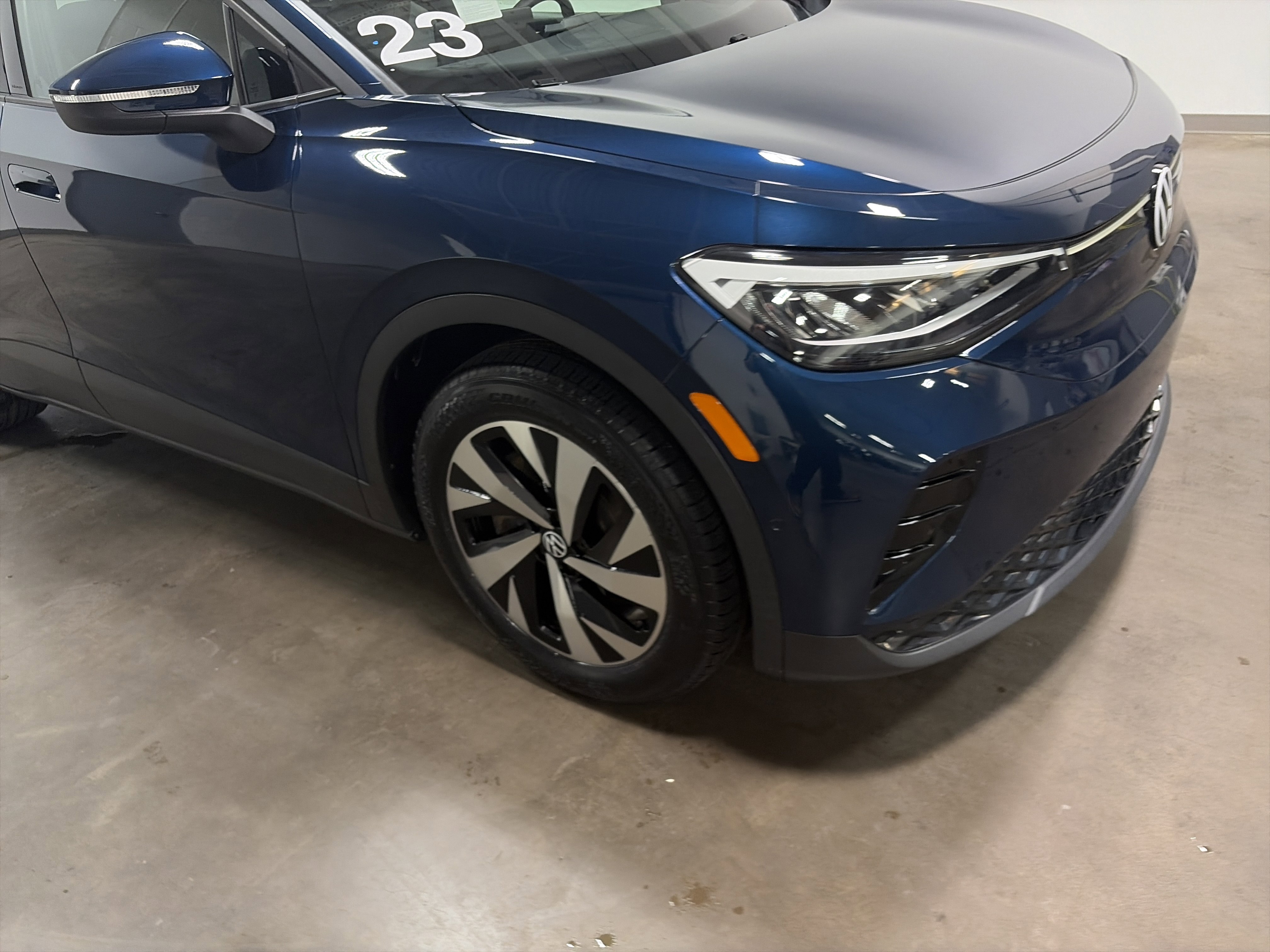 Certified 2023 Volkswagen ID.4 2WD image 33