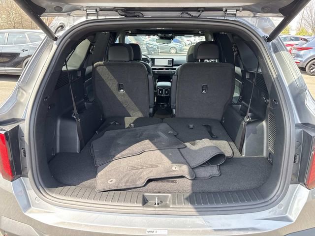 Used 2025 Kia Sorento SX Prestige image 8