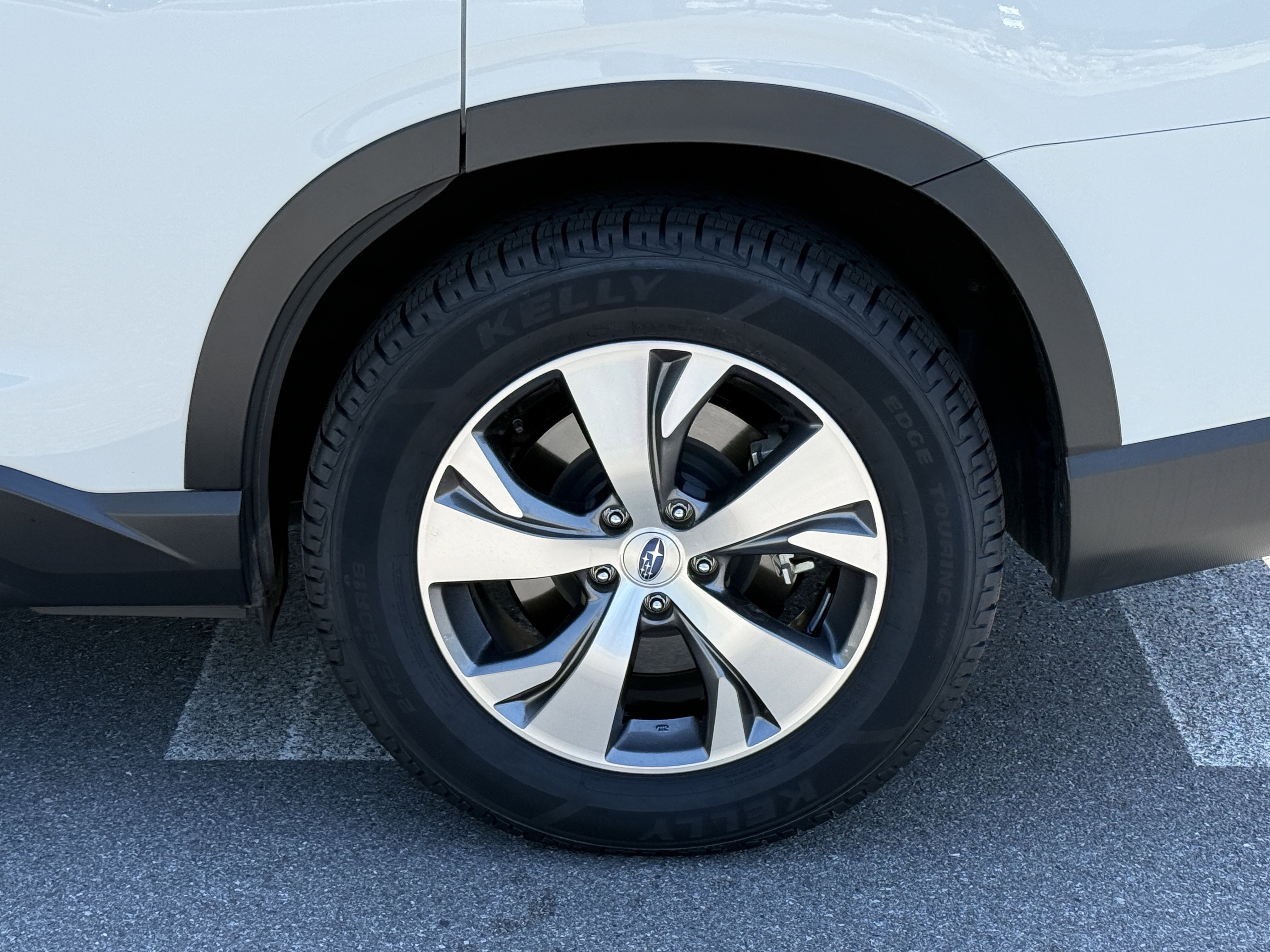 Used 2022 Subaru Ascent Premium w/ Convenience Package AWD/4WD image 10