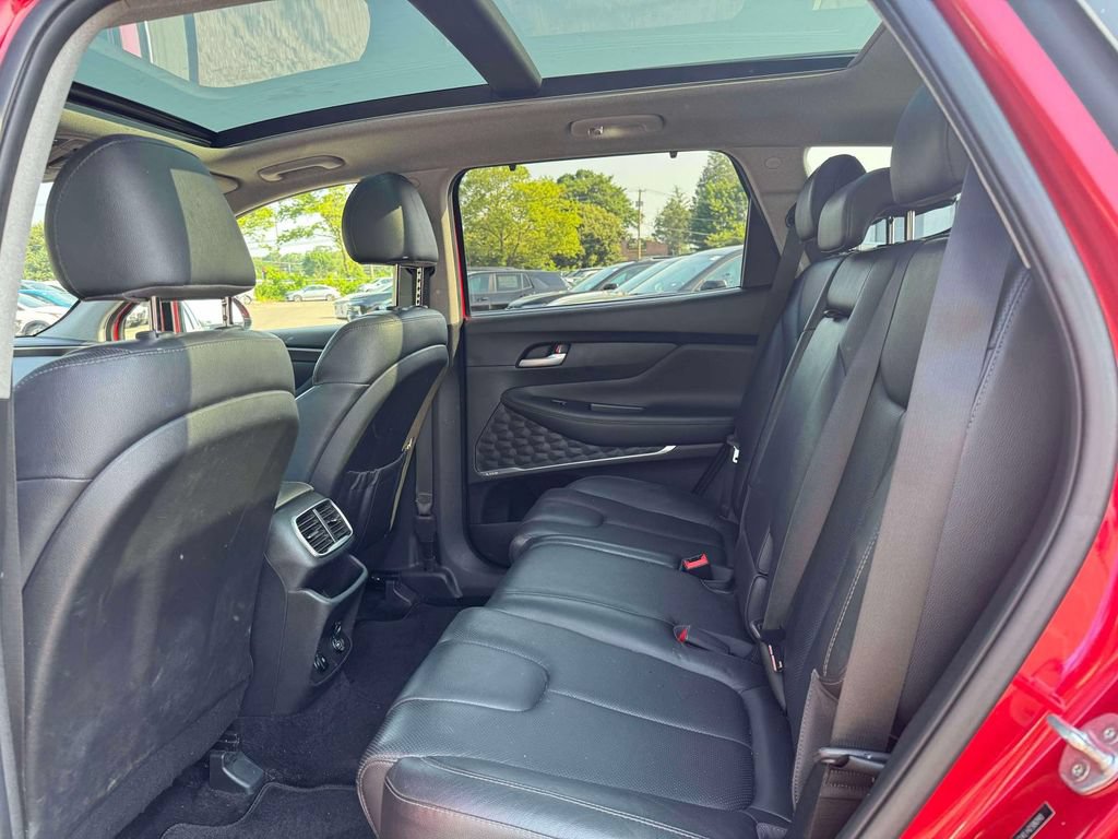 Used 2020 Hyundai Santa Fe SEL w/ Convenience + Premium Package AWD/4WD image 14