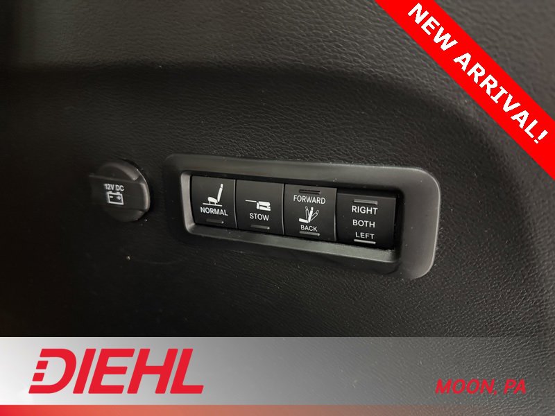 Certified 2021 Chrysler Pacifica Pinnacle image 11