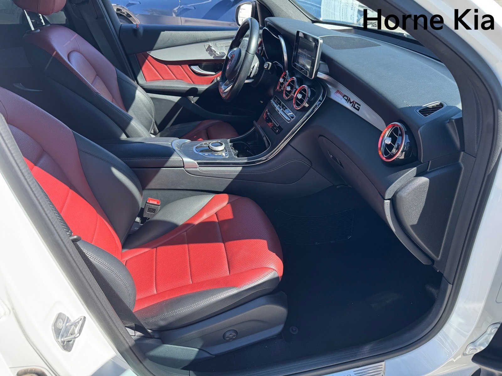 Used 2019 Mercedes-Benz GLC 300 4MATIC Coupe image 25