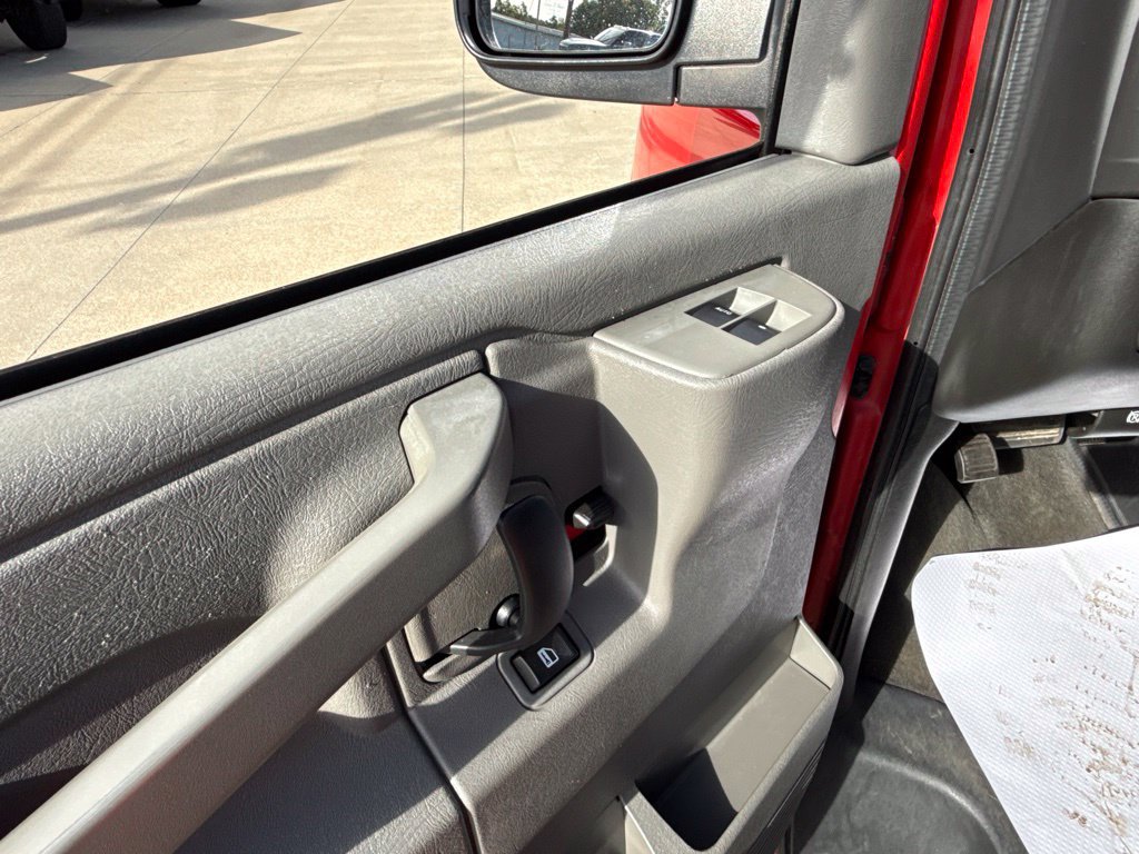 Used 2016 Chevrolet Express 3500 LT w/ LT Preferred Equipment Group RWD image 22