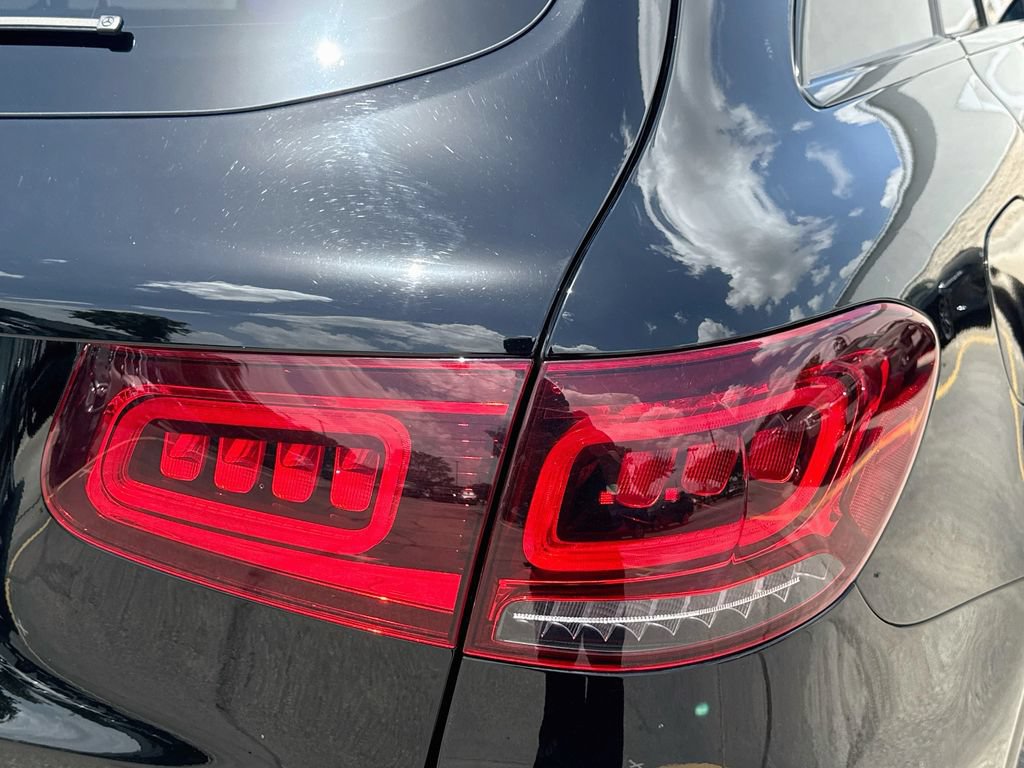 Used 2022 Mercedes-Benz GLC 300 image 32