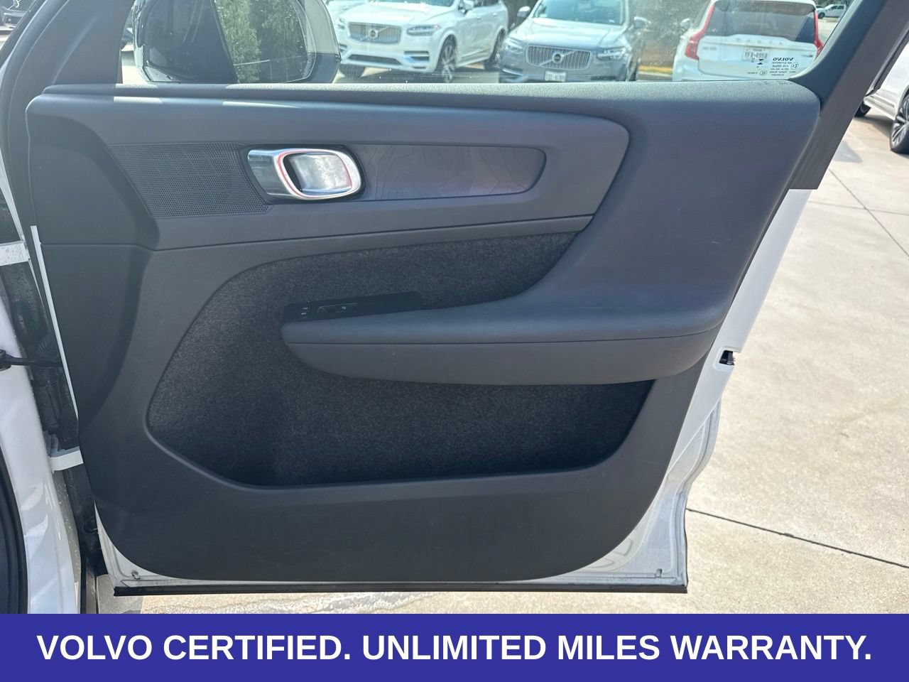 Certified 2023 Volvo XC40 Recharge Plus AWD/4WD image 11