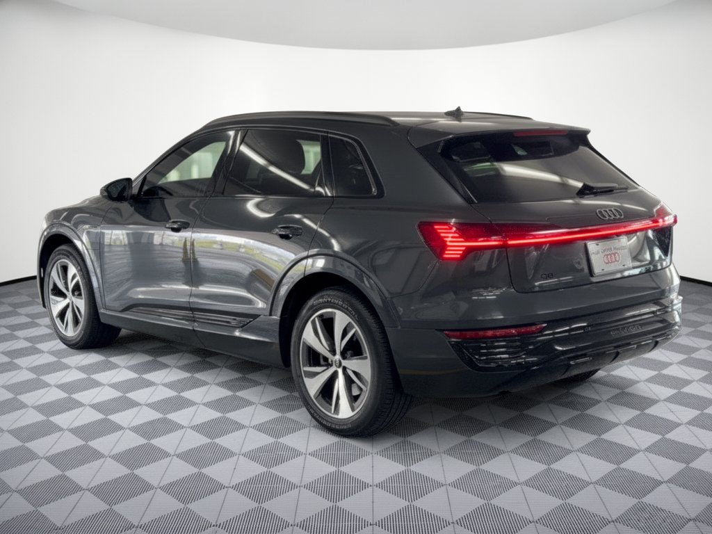 Certified 2024 Audi Q8 e-tron Premium Plus AWD/4WD image 3