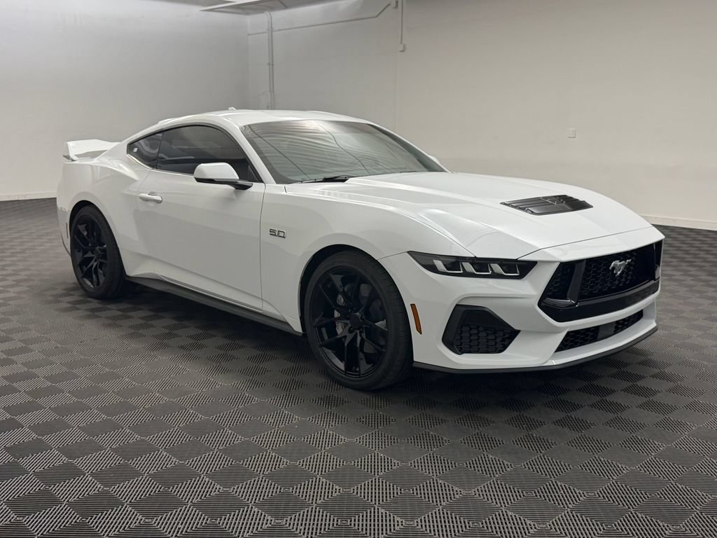 Used 2025 Ford Mustang GT Premium RWD image 7
