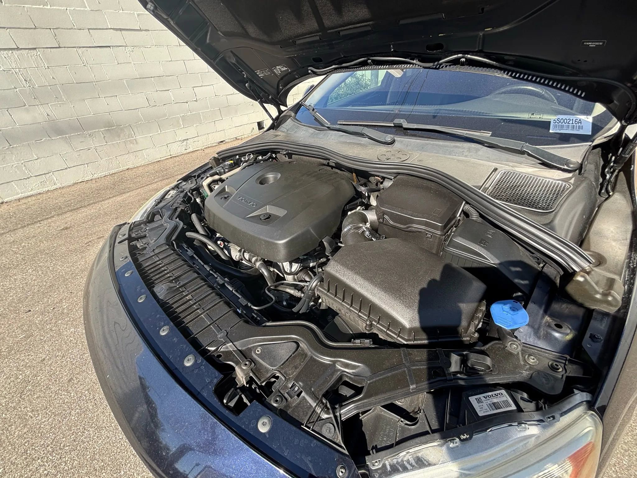 Used 2017 Volvo V60 T5 Premier w/ Convenience Package image 58