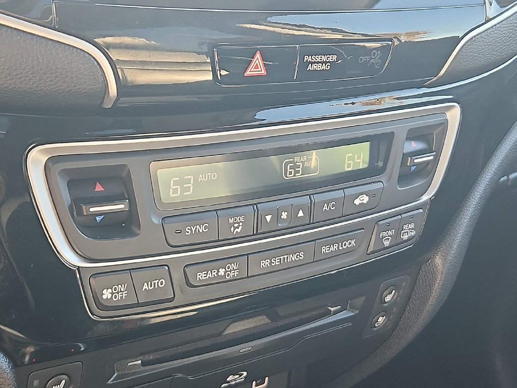 Used 2019 Honda Pilot Elite image 12