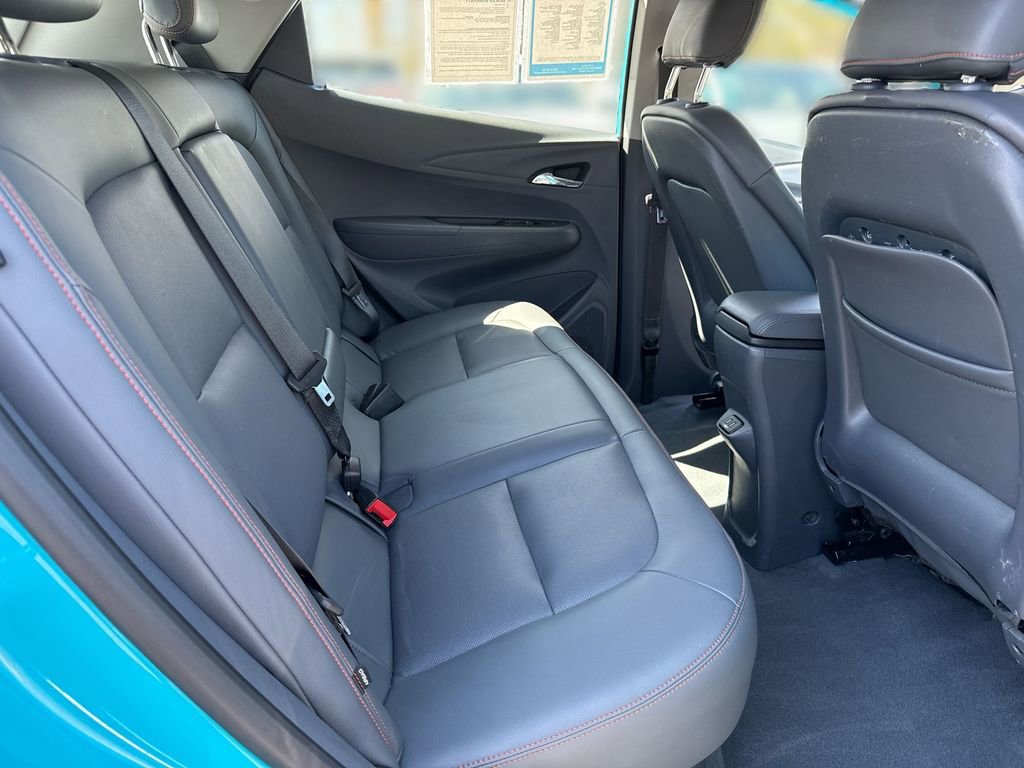 Used 2021 Chevrolet Bolt Premier w/ Infotainment Package image 23