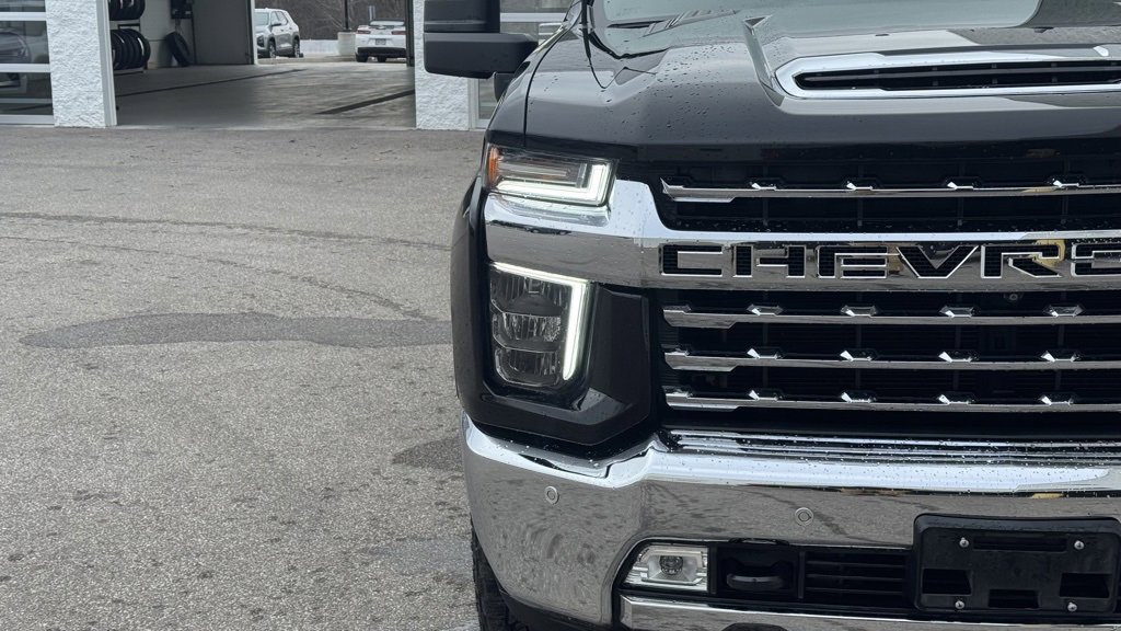Used 2022 Chevrolet Silverado 2500 LTZ w/ LTZ Premium Package image 7