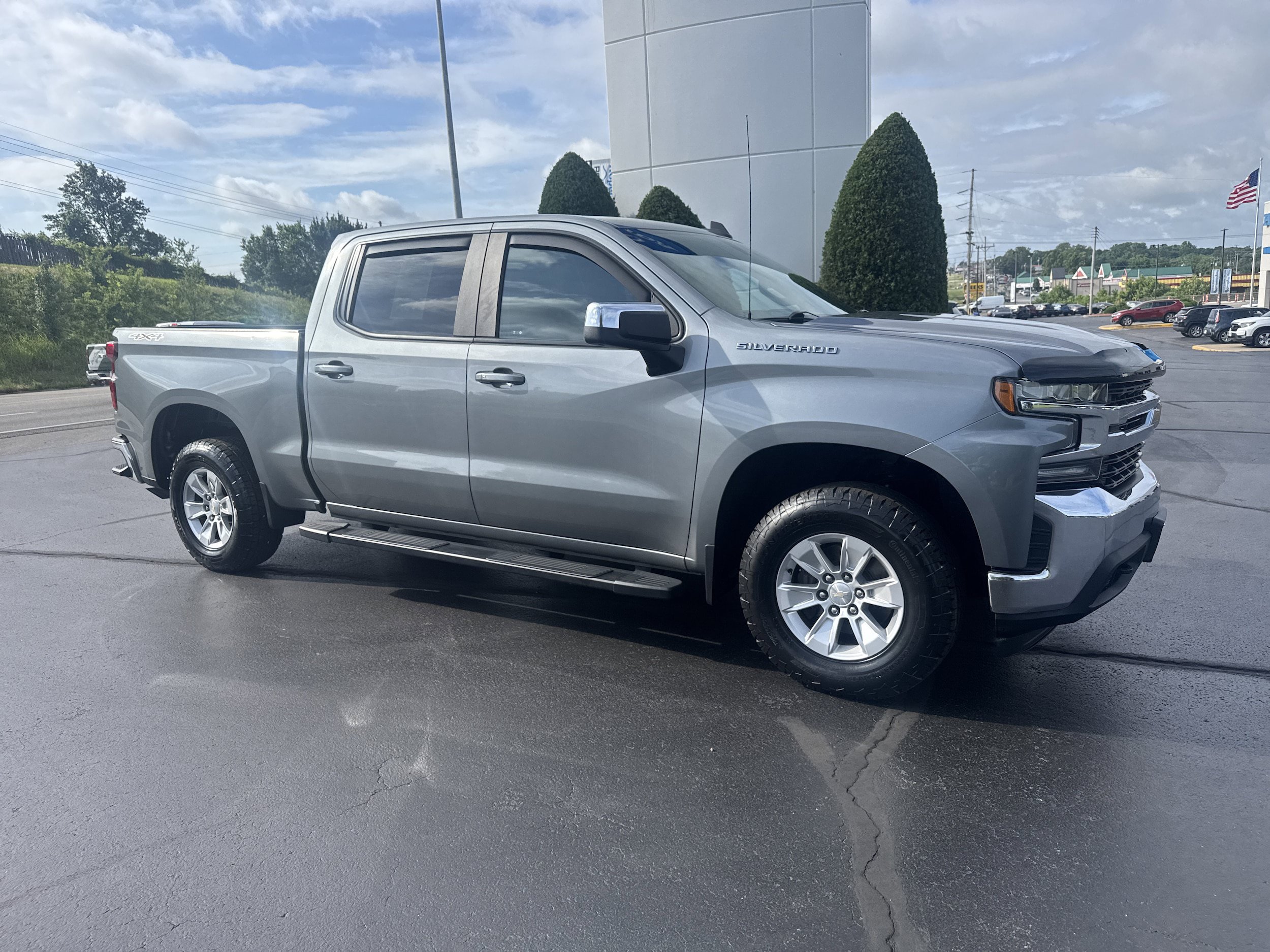 Used 2020 Chevrolet Silverado 1500 LT w/ All-Star Edition AWD/4WD image 1