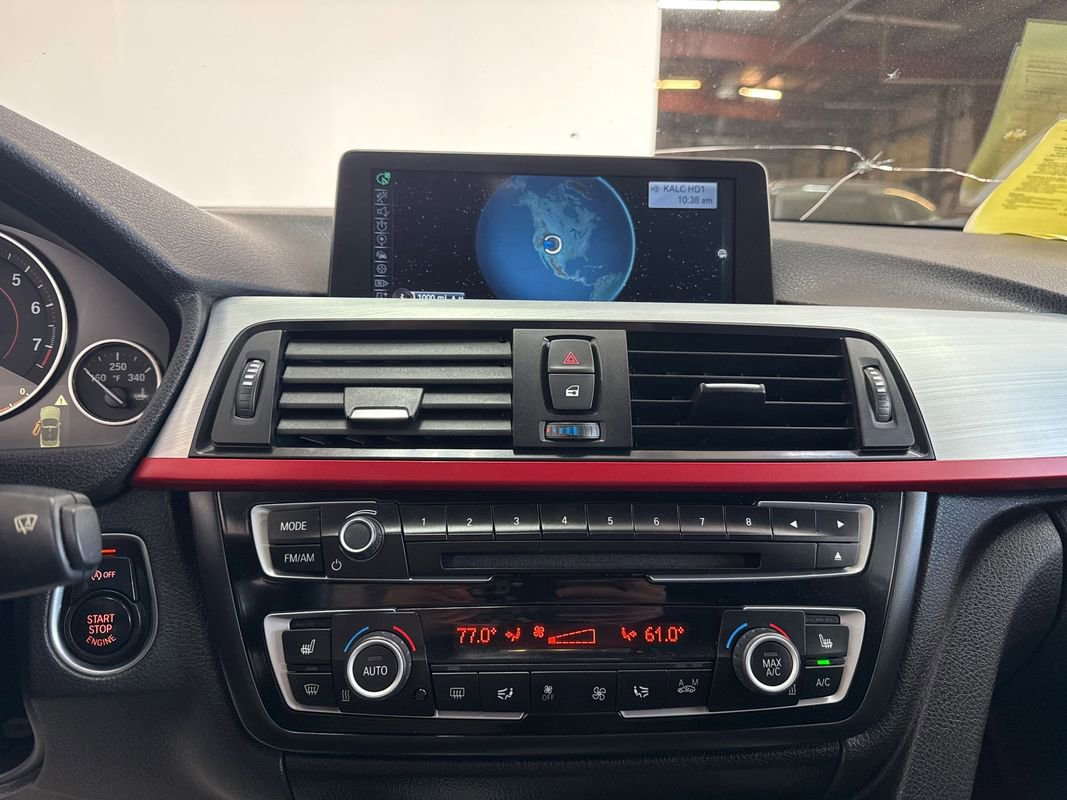 Used 2015 BMW 428i Convertible image 17