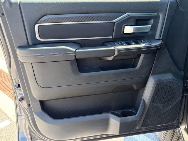 New 2026 RAM 2500 Big Horn AWD/4WD image 12