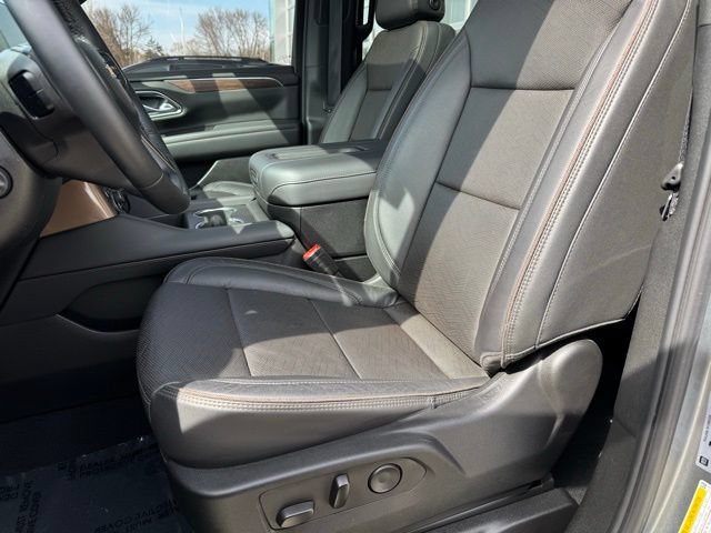 Certified 2024 Chevrolet Tahoe High Country AWD/4WD image 5