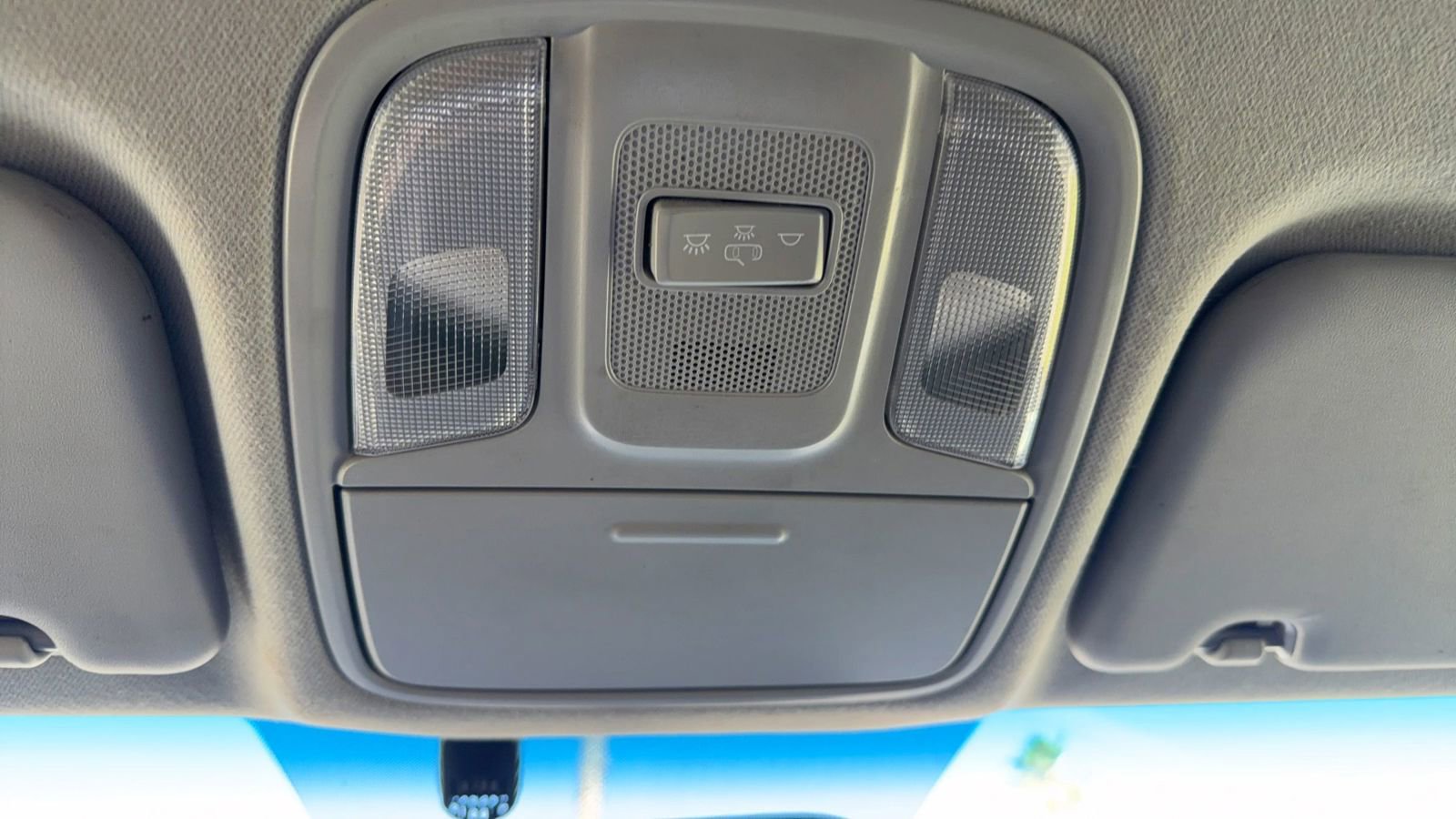 Used 2020 Kia Niro LX FWD image 25