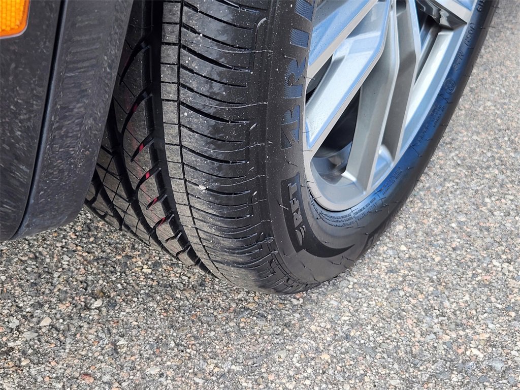 Used 2018 BMW X3 M40i image 12