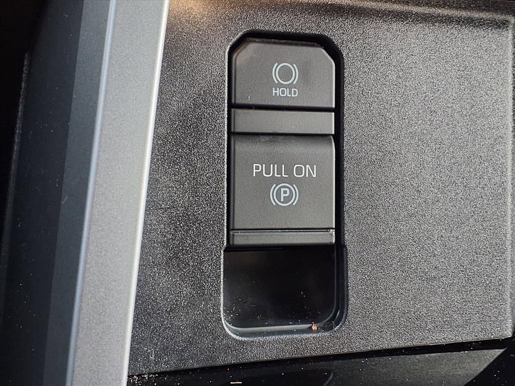 Used 2024 Toyota Sequoia Platinum image 9