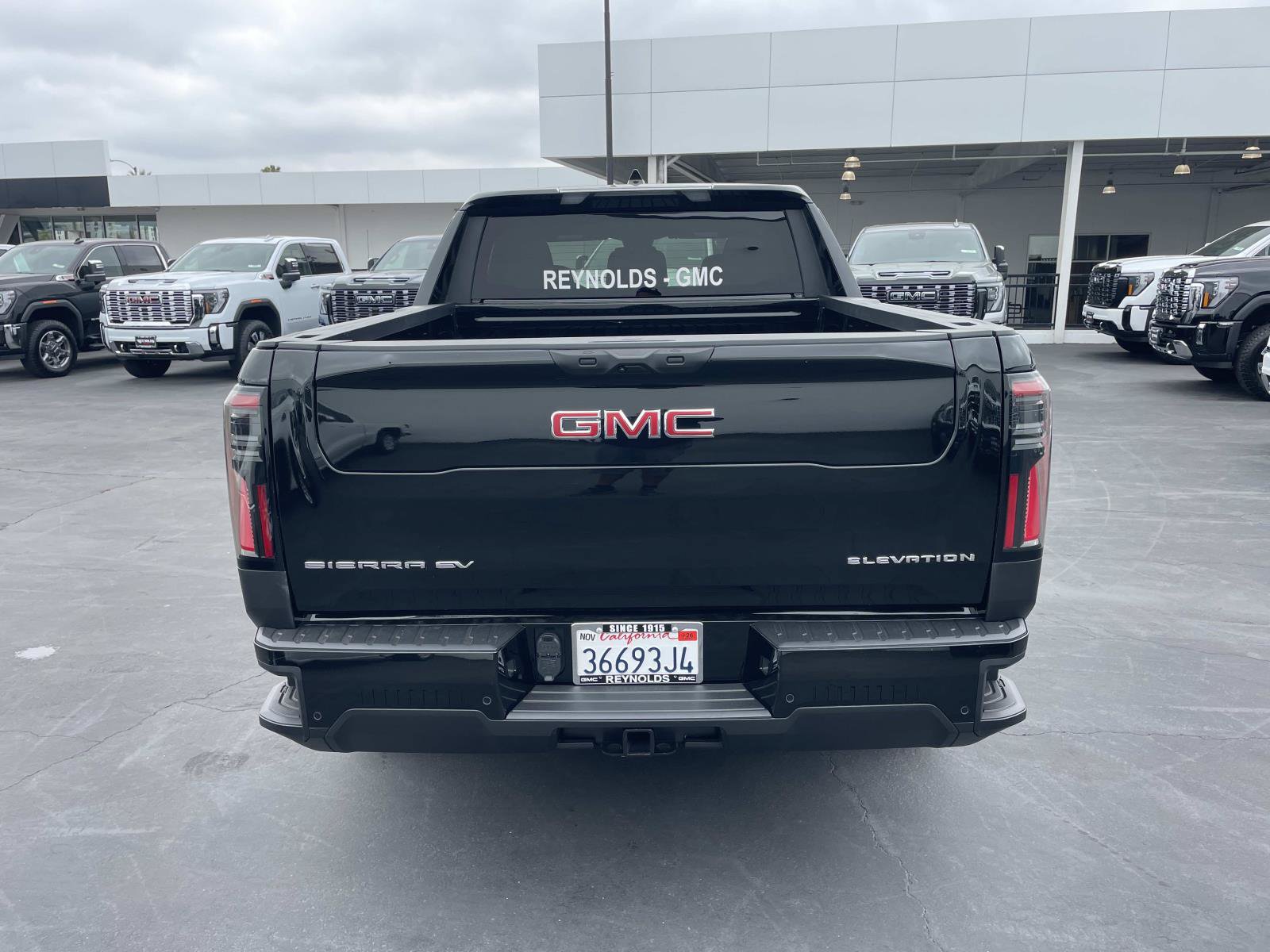 Used 2026 GMC Sierra EV Elevation AWD/4WD image 6