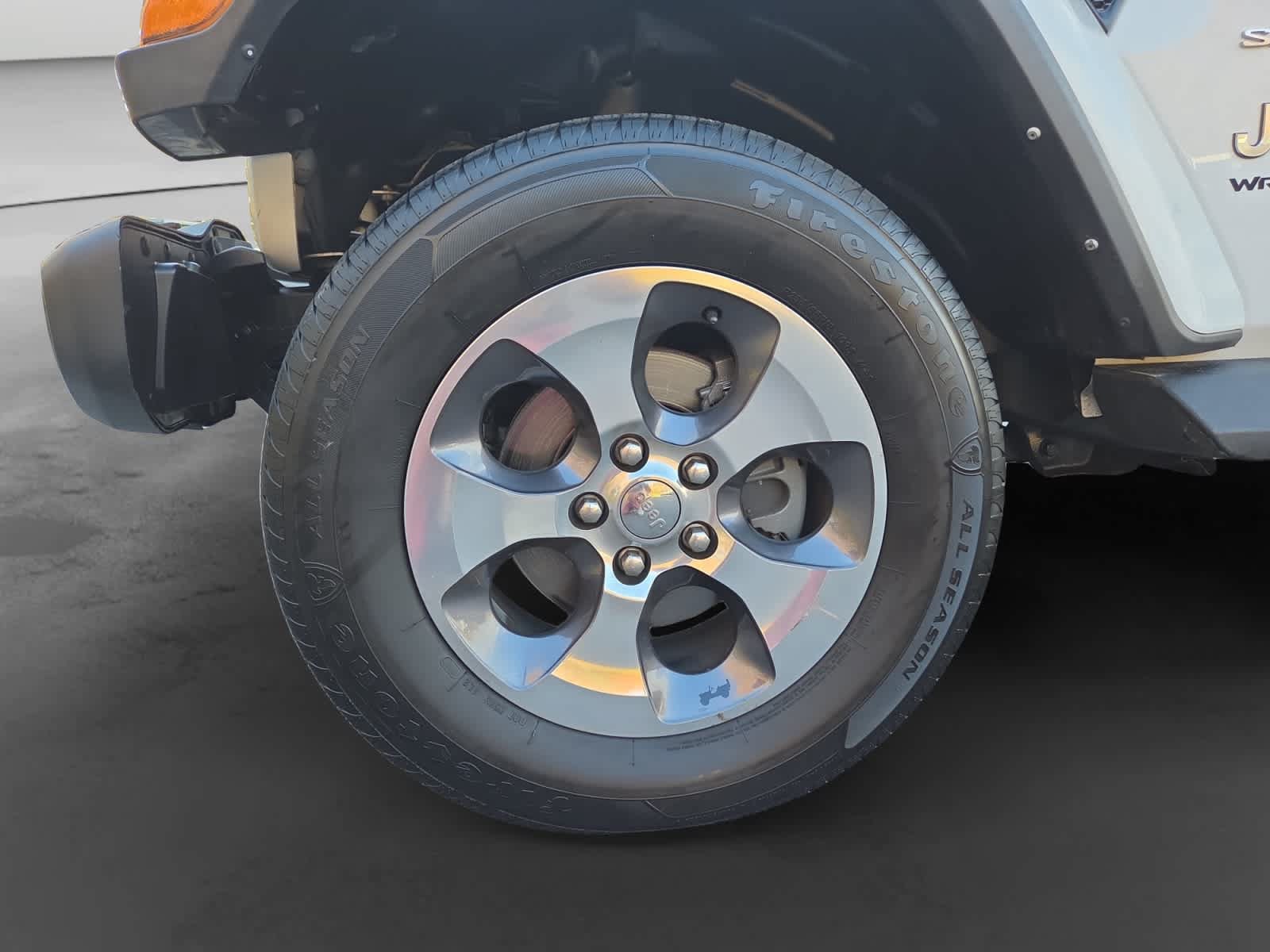 Used 2021 Jeep Wrangler Unlimited Sahara w/ Dual Top Group AWD/4WD image 9