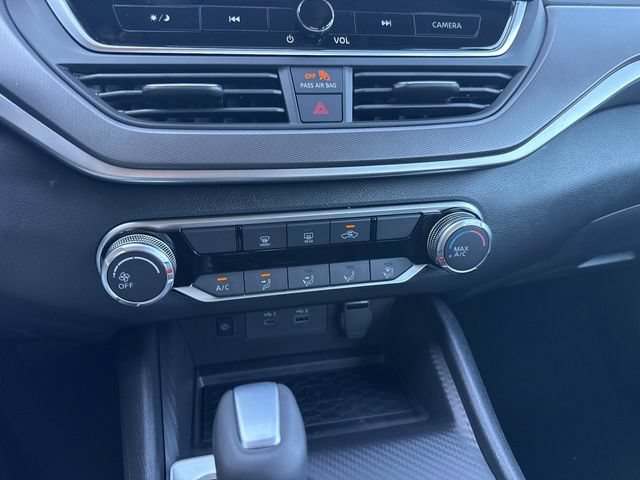 New 2026 Nissan Altima 2.5 SR FWD image 17